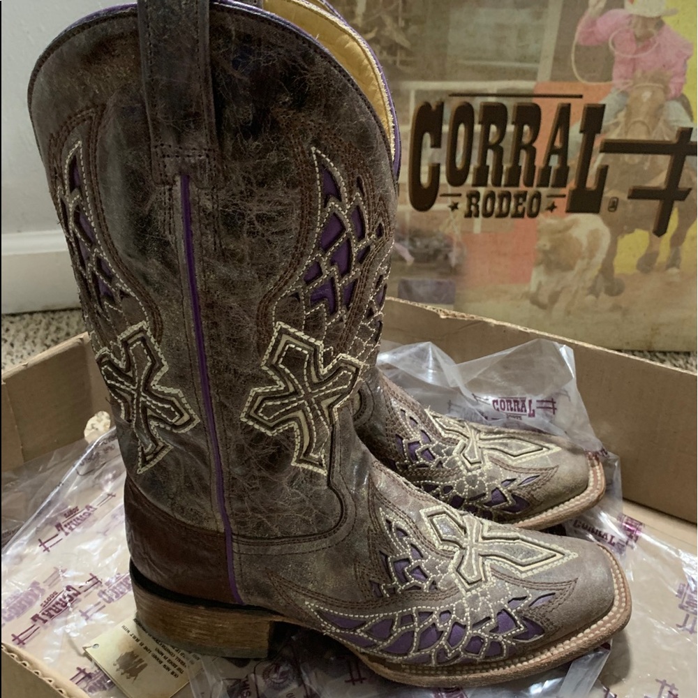 Corral Cowgirl Boots